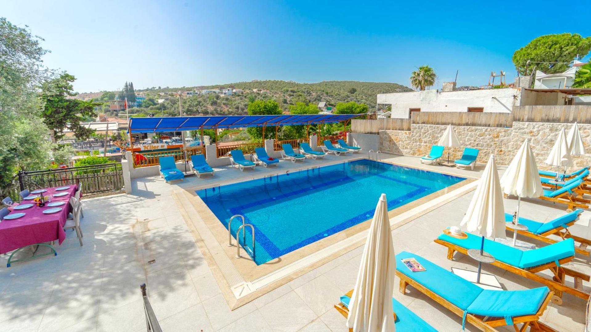 St. Nicholas Pension باتارا المظهر الخارجي الصورة